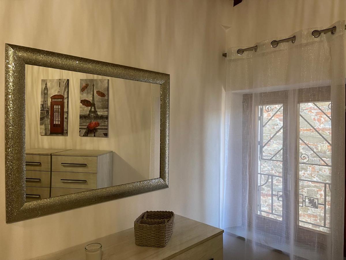 הוילה Ambra La Casa In Castello מראה חיצוני תמונה
