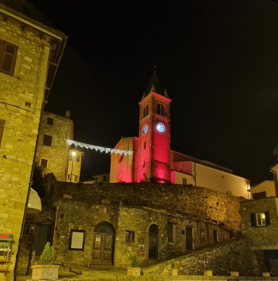 הוילה Ambra La Casa In Castello מראה חיצוני תמונה