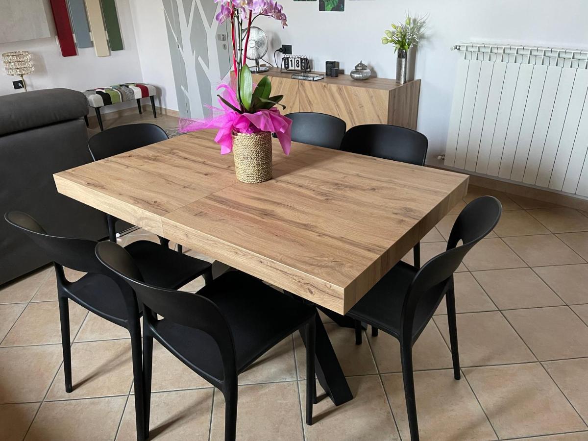 הוילה Ambra La Casa In Castello מראה חיצוני תמונה