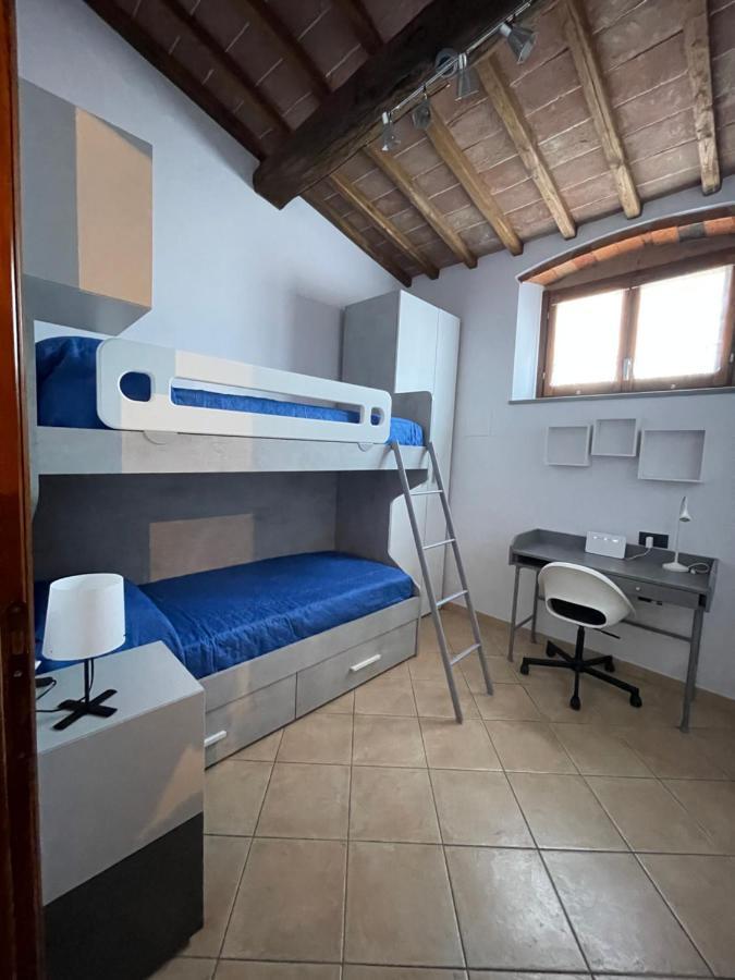 הוילה Ambra La Casa In Castello מראה חיצוני תמונה