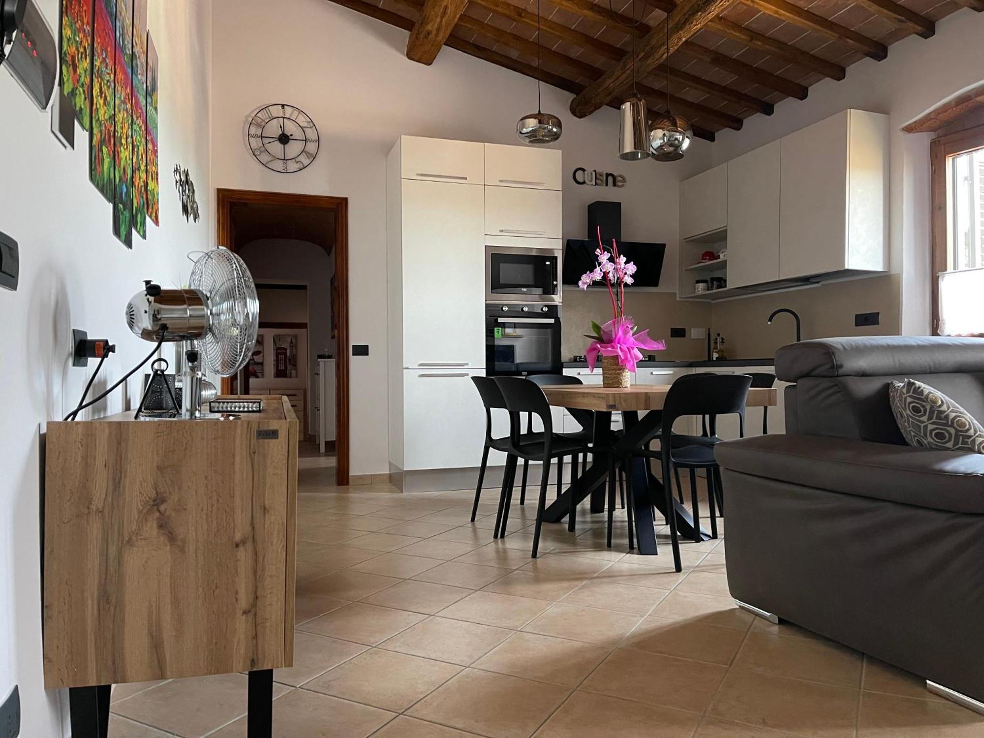 הוילה Ambra La Casa In Castello מראה חיצוני תמונה